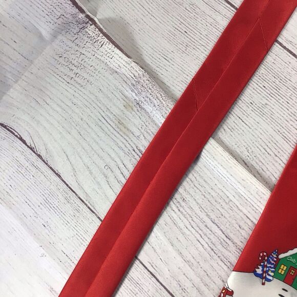 Vintage Hallmark Holiday Traditions Red Green Santa Reindeer Golf Tie - Picture 7 of 14